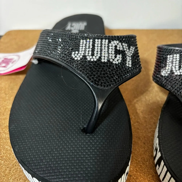 Juicy Couture J-Sandy Black Flip Flops Women’s 9M Embellished Silver 1” Heel - Picture 6 of 6